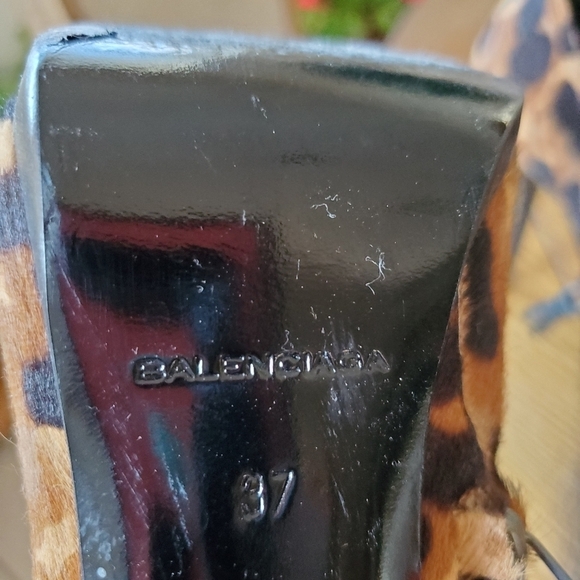 𝅺BALENCIAGA stiletto booties - Picture 12 of 12